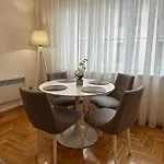 Bistrik アパート *