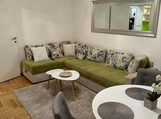 Apartament Bistrik *