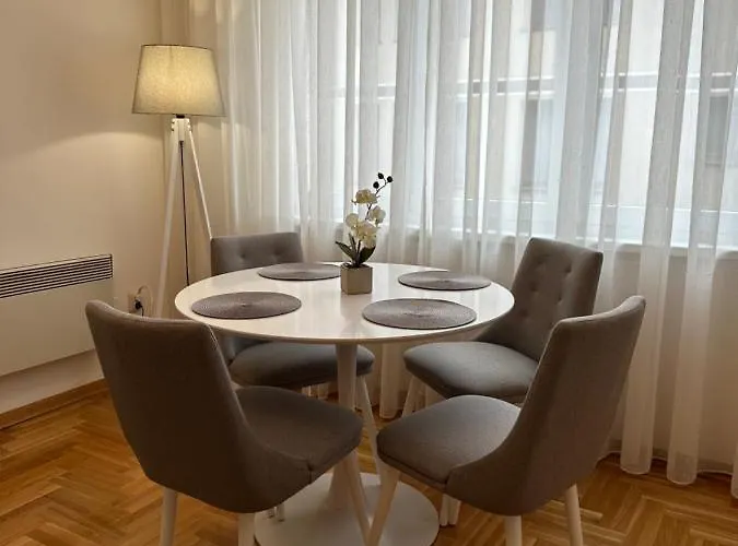 Bistrik Apartament *